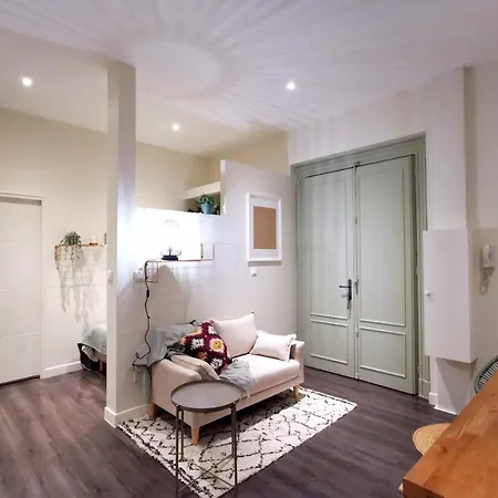 Marcelle Lender, Cosy Apartament Albi