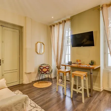Apartment Marcelle Lender, Cosy